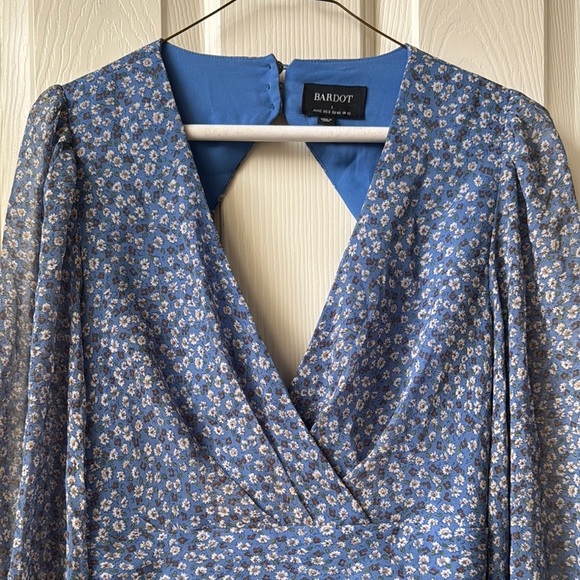 Bardot ditsy floral ruched long sleeve mini dress open back whimsical Blue US 8 - Picture 2 of 11